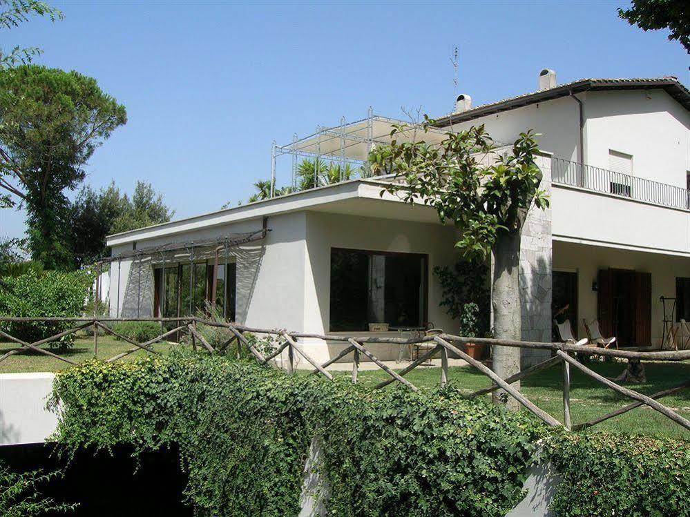Relais La Canfora Guest house